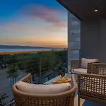 וילה Luxury Beachfront Flores Heated Outdoor, Indoor Pool, Whirlpool, Sauna *