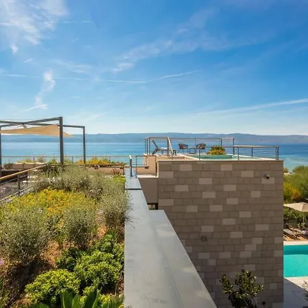 Vila Luxury Beachfront Flores Heated Outdoor, Indoor Pool, Whirlpool, Sauna Duće