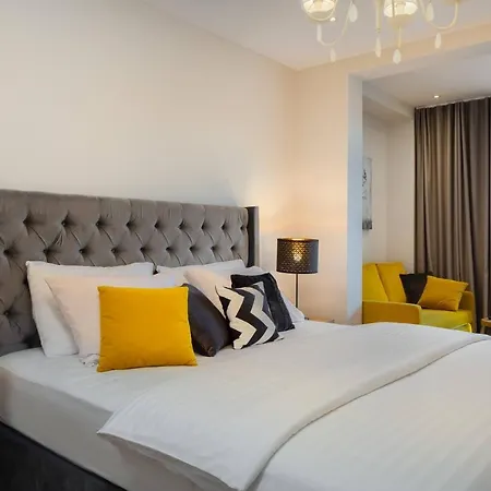 فيلة Luxury Beachfront Flores Heated Outdoor, Indoor Pool, Whirlpool, Sauna